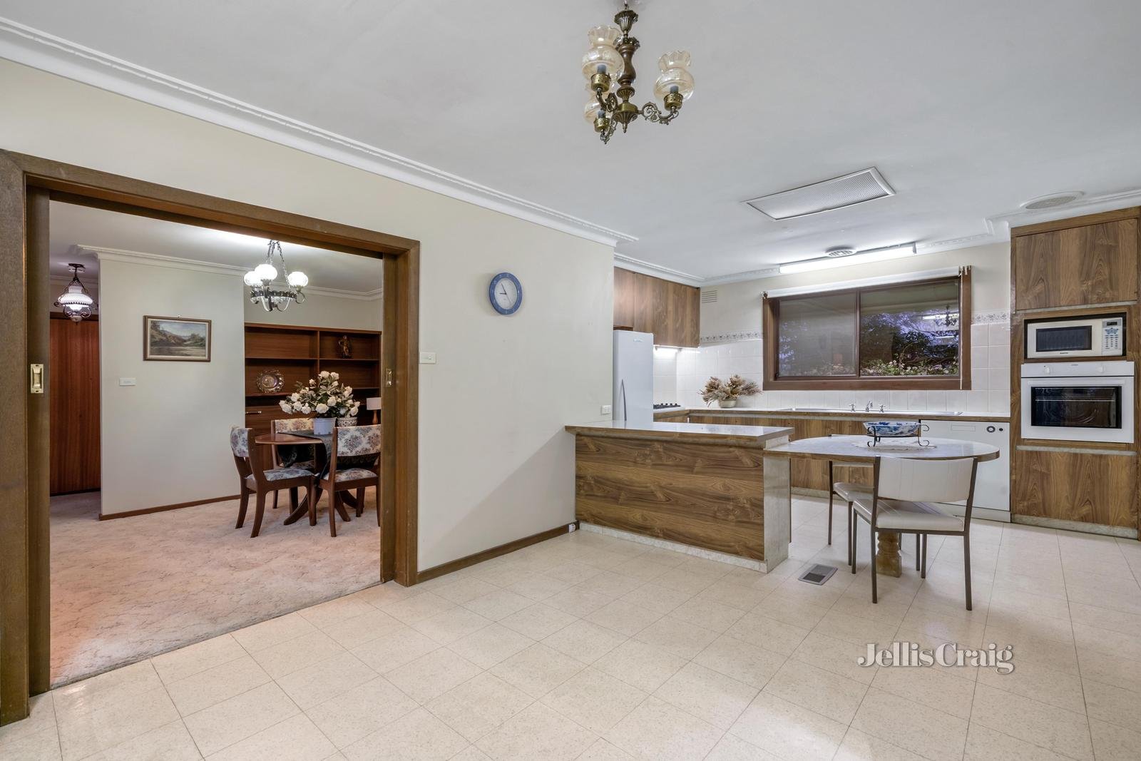 2 Jeffery Court, Greensborough image 5