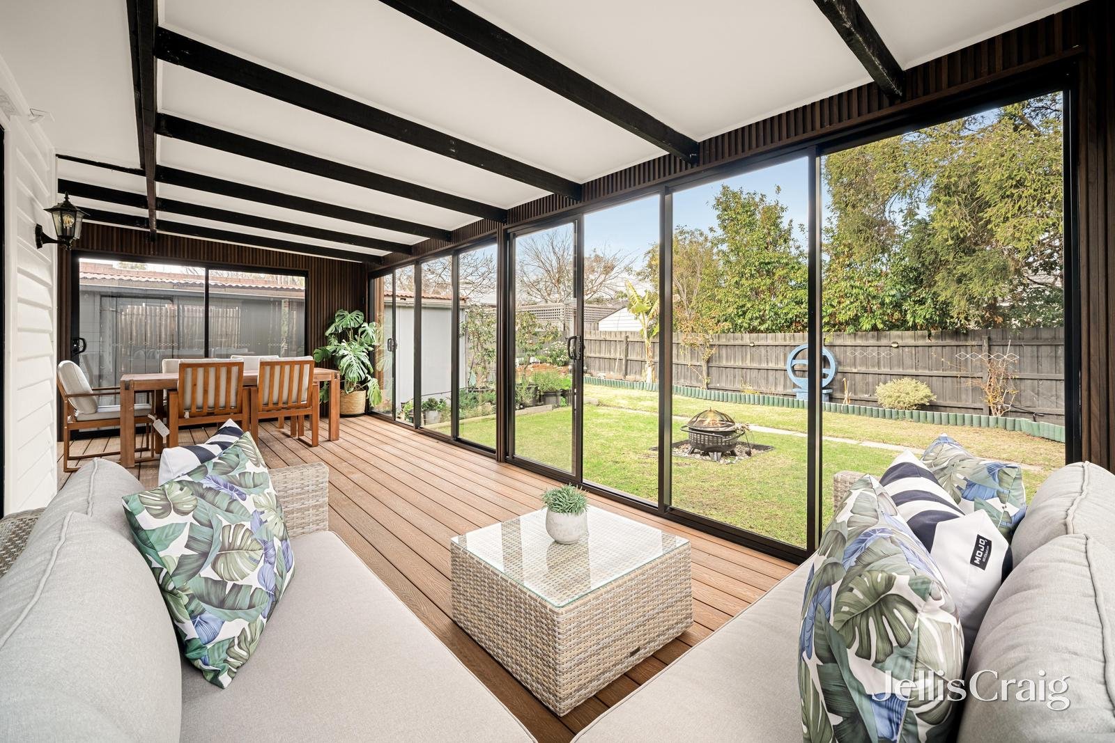 2 Johnston Street, Mentone image 10