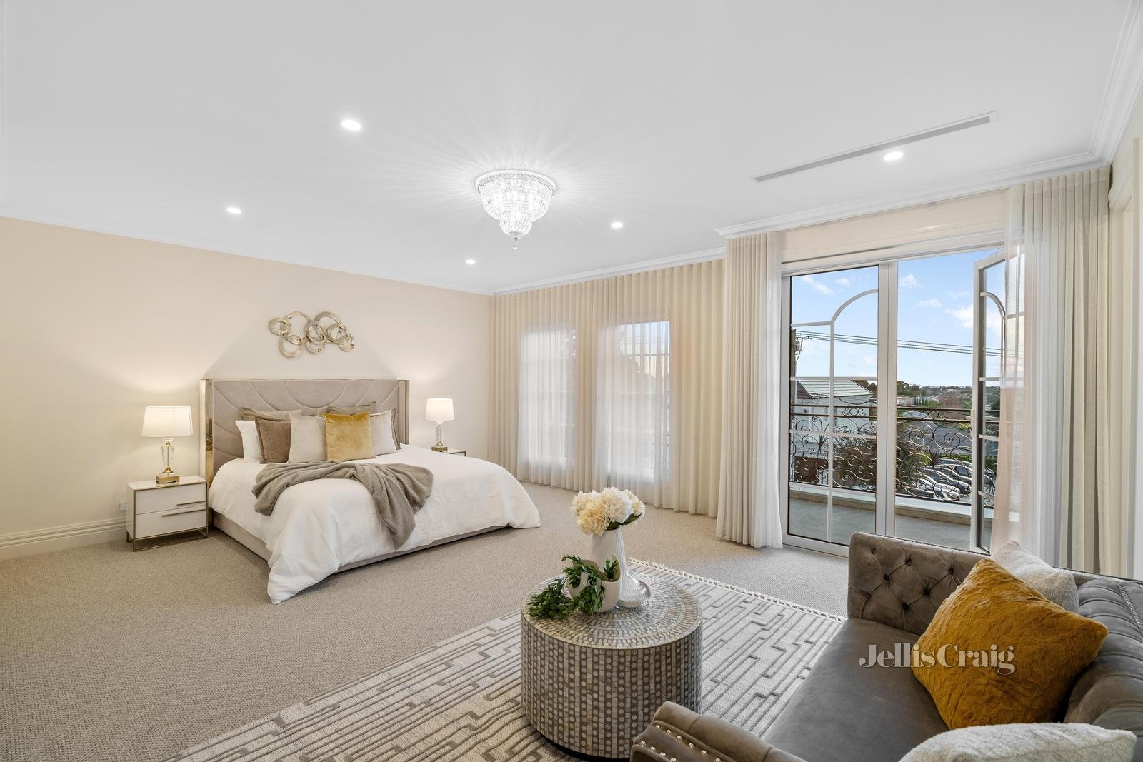 2 Jubilee Street, Mount Waverley image 13