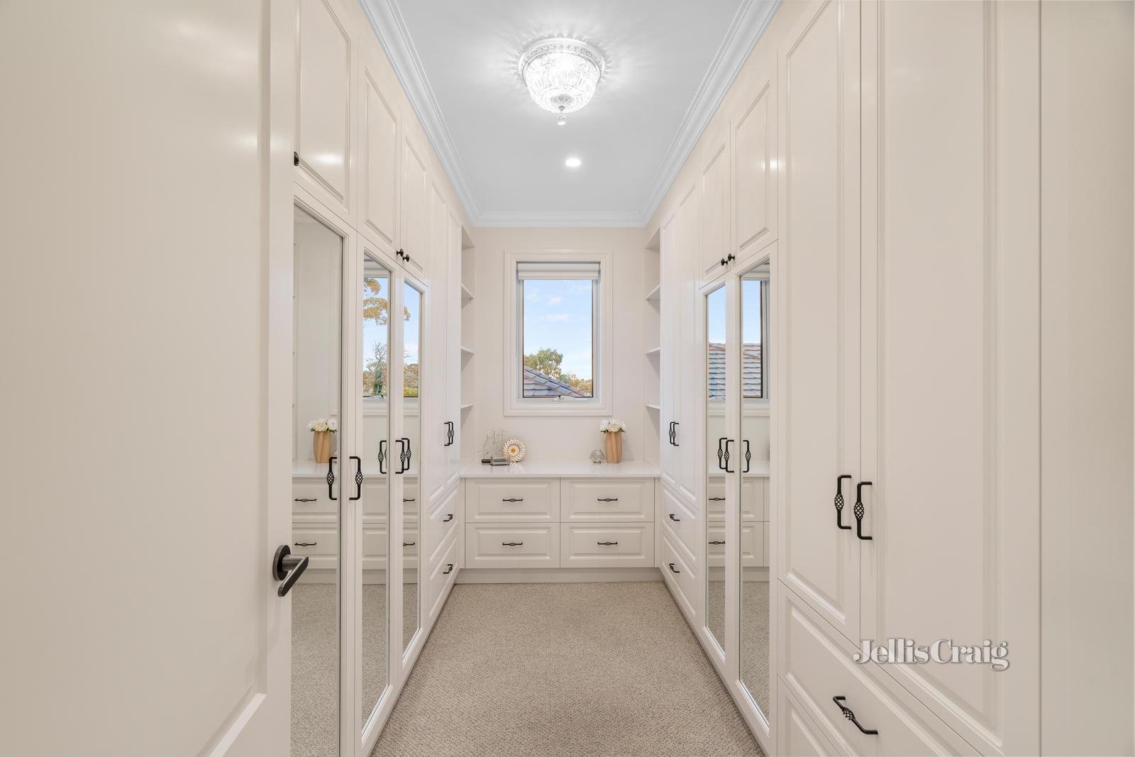2 Jubilee Street, Mount Waverley image 14
