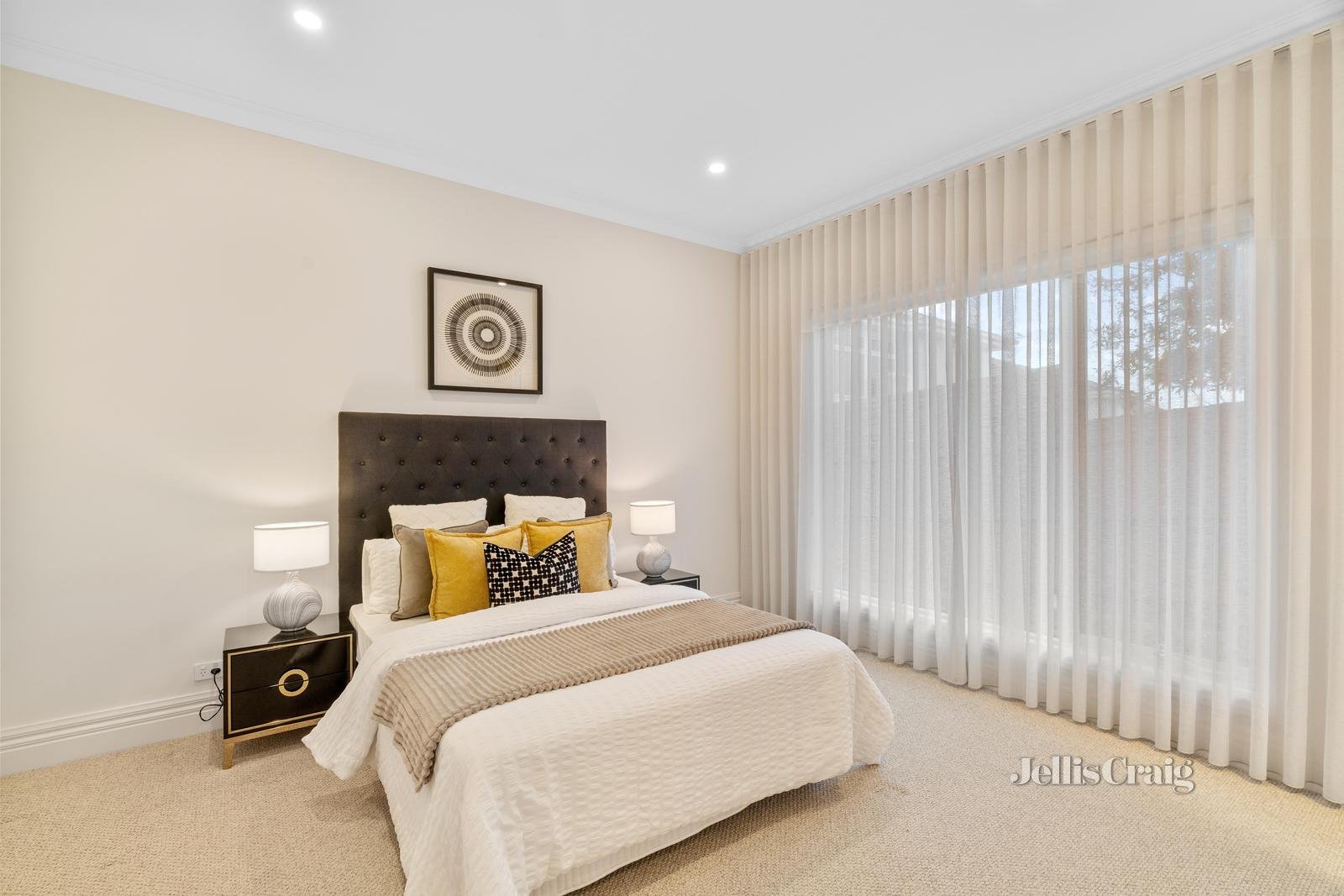 2 Jubilee Street, Mount Waverley image 16