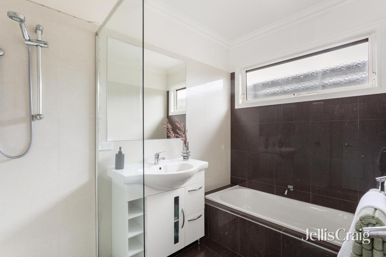 2 Juliana Street, Bentleigh East image 9