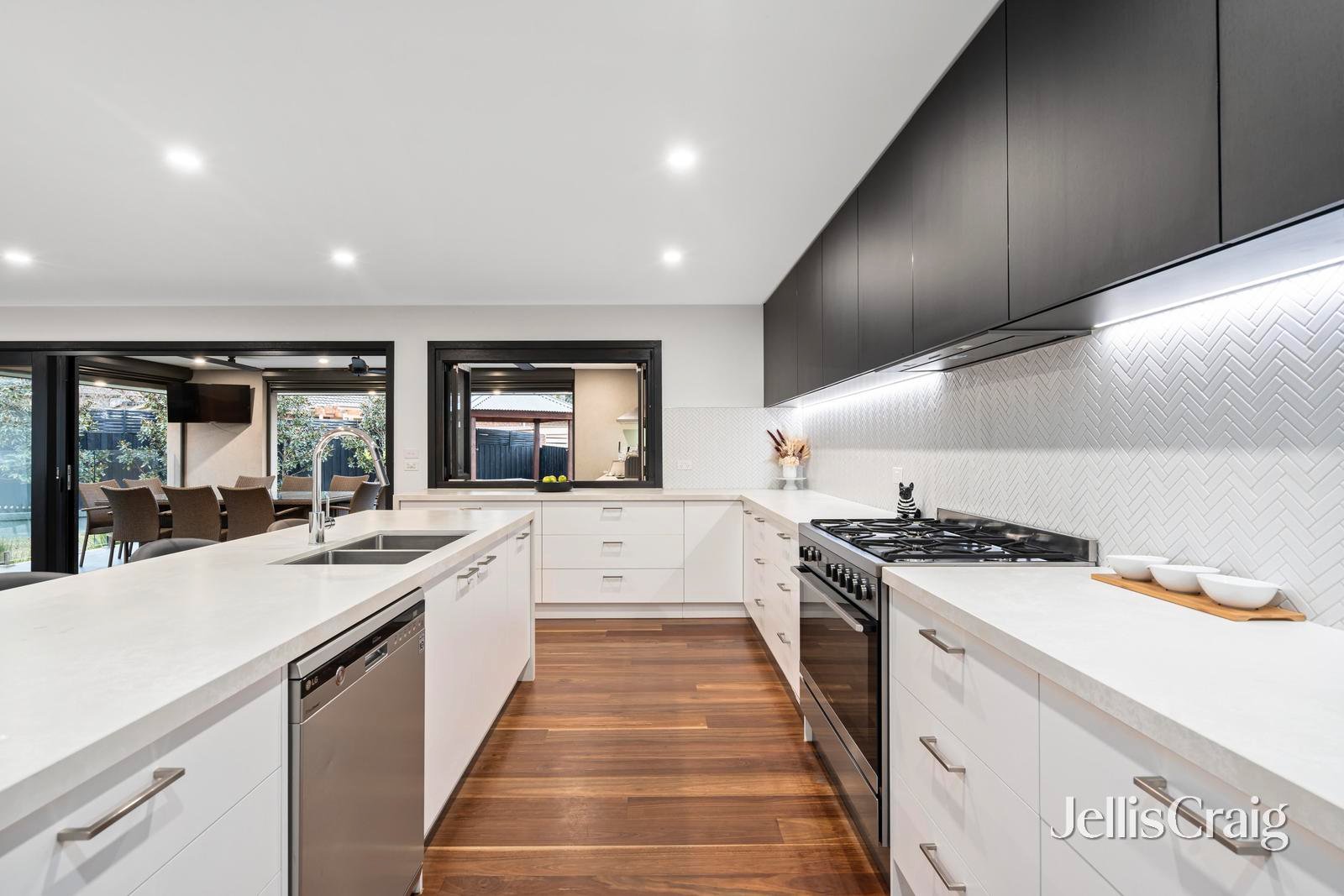 2 Karin Court, Mooroolbark image 5