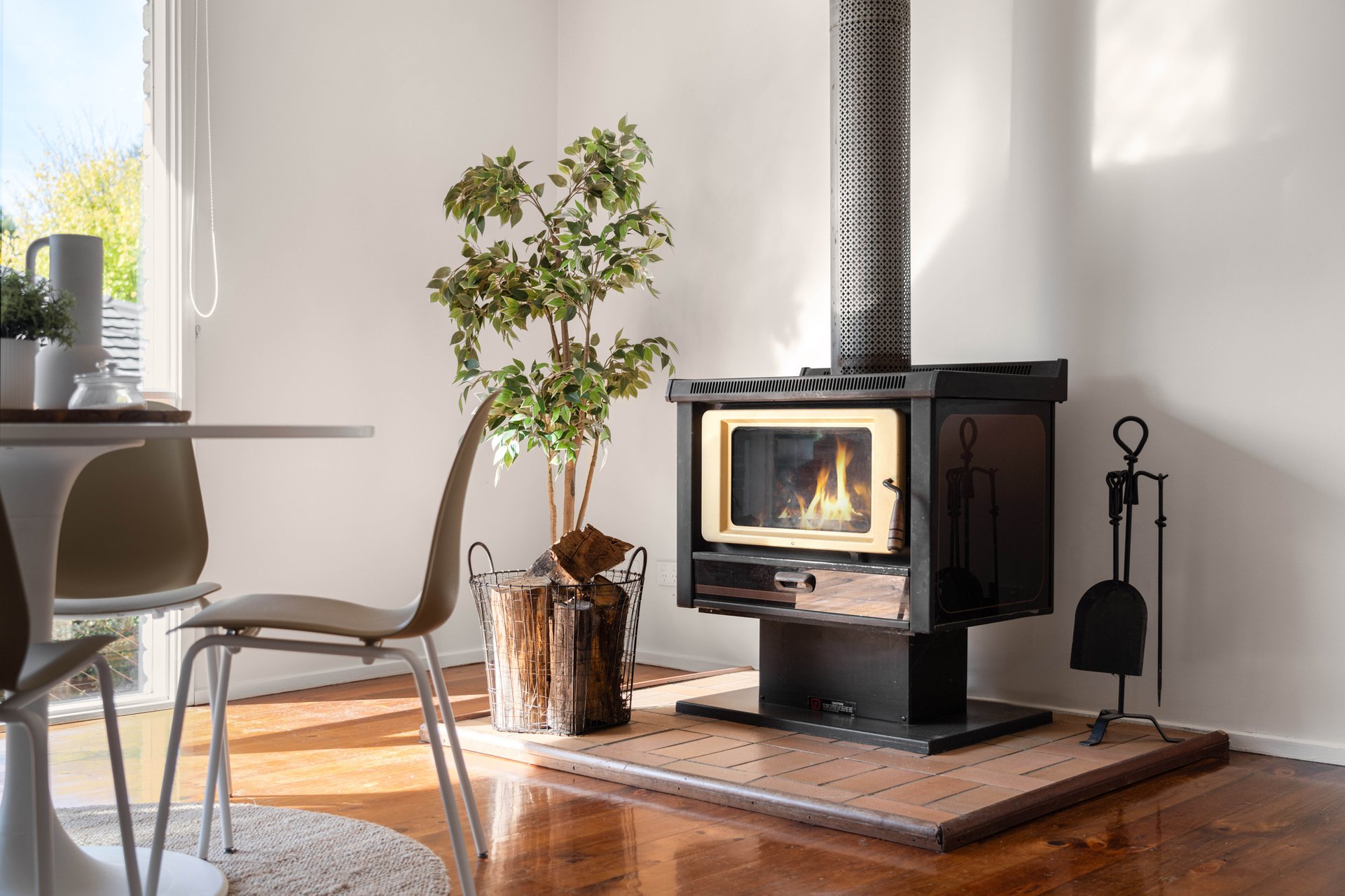 Property Gallery Thumbnail 9