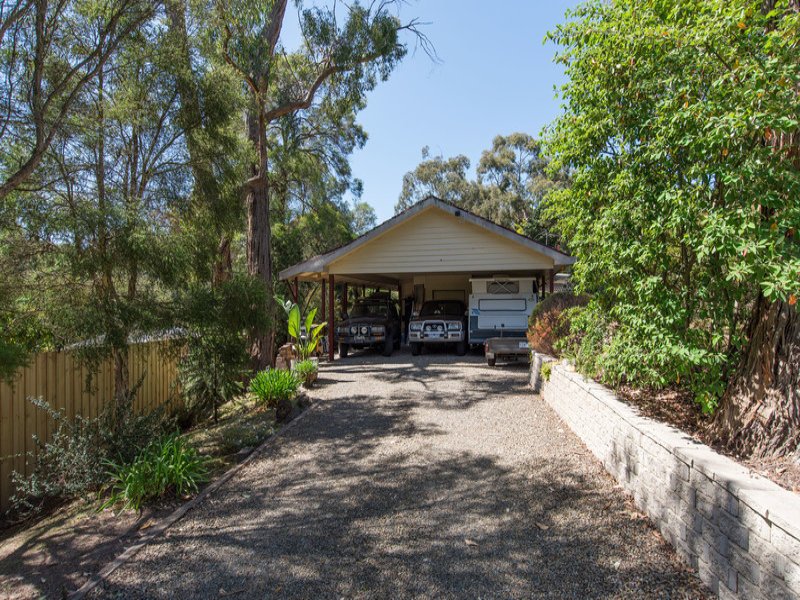 2 Keith Court, Wandin North image 3