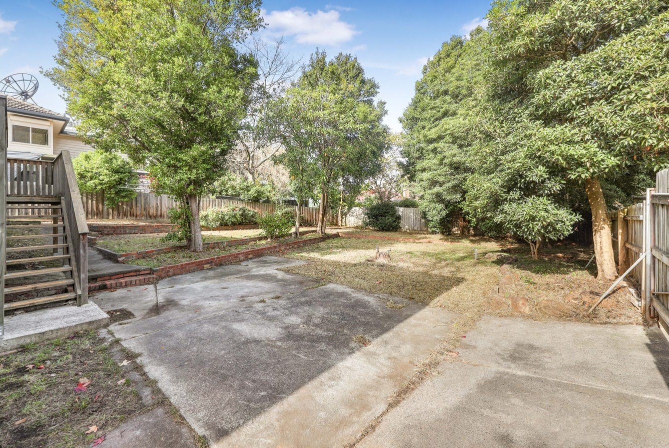 2 Kenbry Road, Heathmont image 9