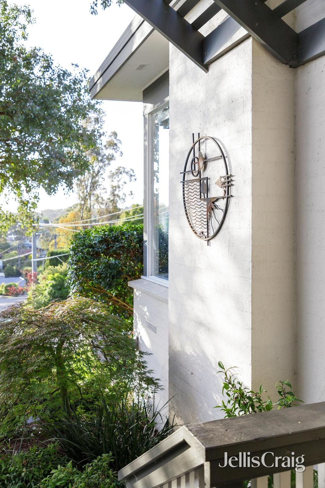 2 Kent Court, Eltham image 3