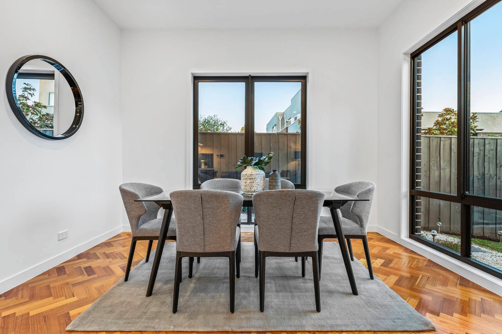 Property Gallery Thumbnail 5
