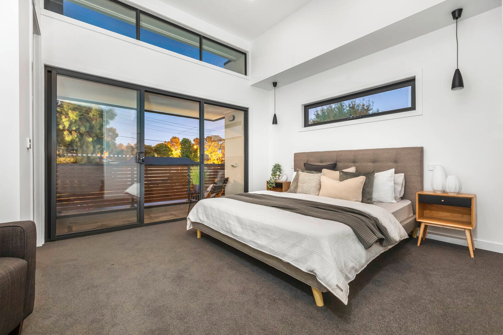 Property Gallery Thumbnail 7