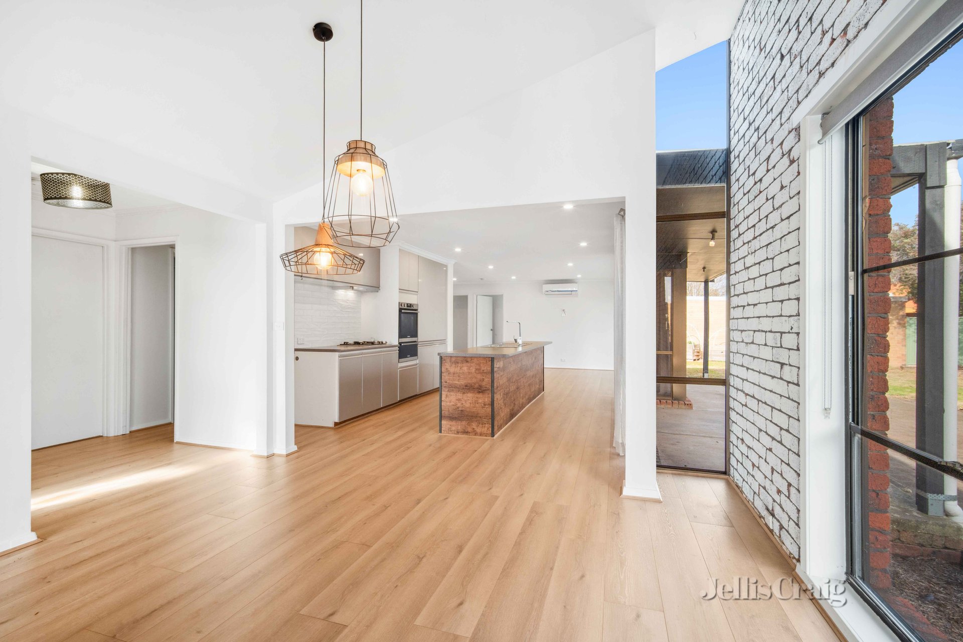 2 Kindilan Court, Delacombe image 2