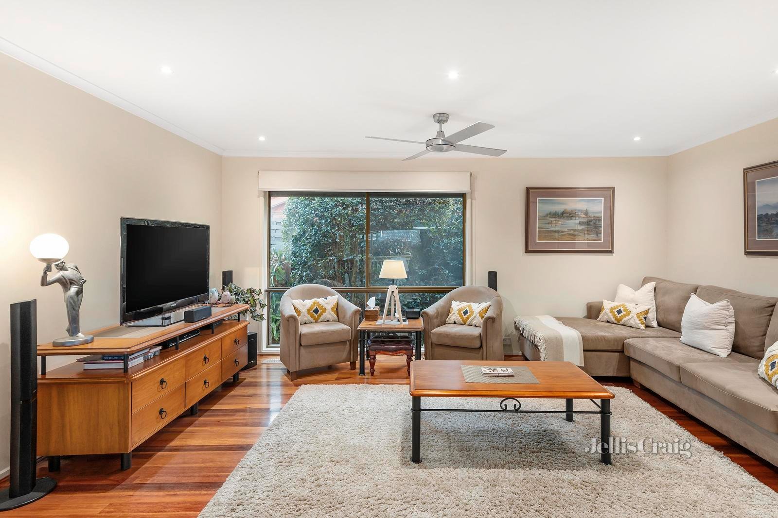 2 Kingsbridge Court, Croydon Hills image 2