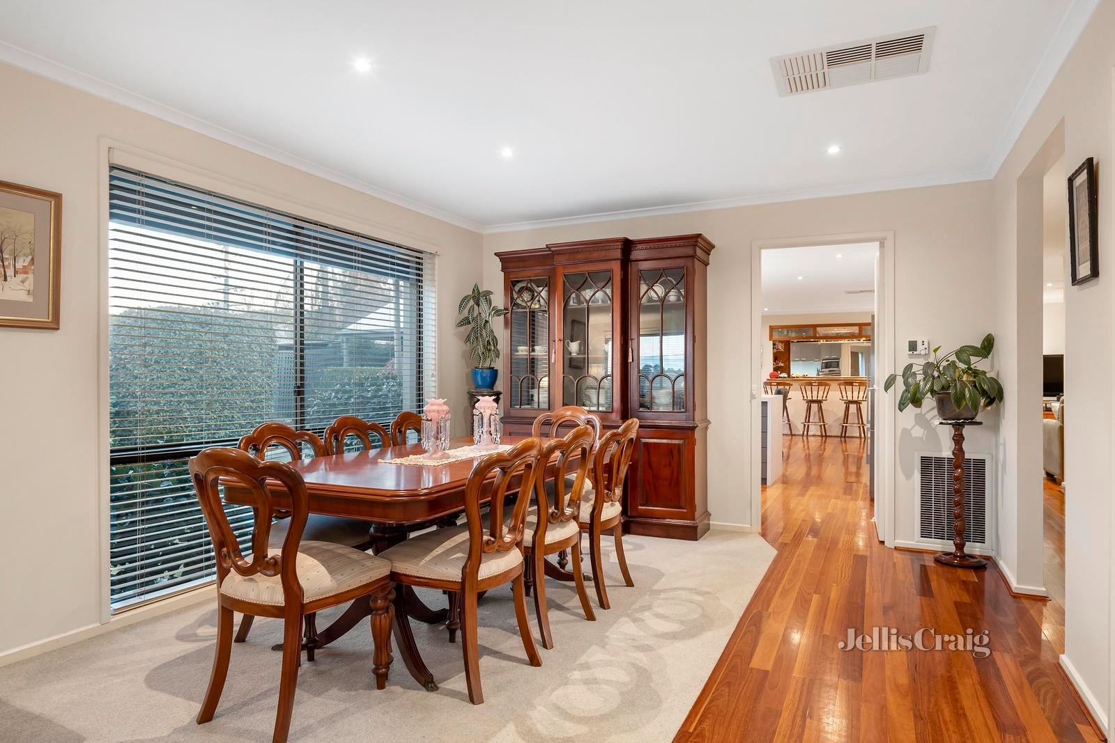 2 Kingsbridge Court, Croydon Hills image 7