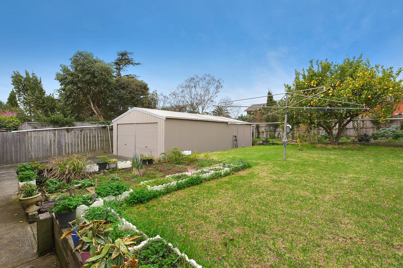 2 Kingston Street, Mount Waverley image 5