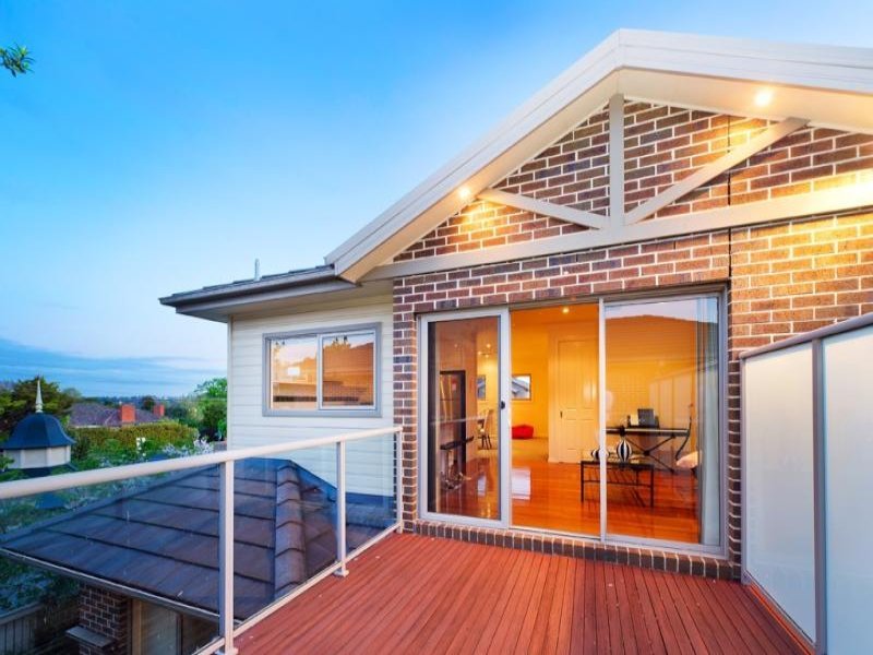 2 Kingswood Rise, Box Hill South image 7