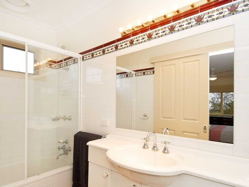 2 Kirriemuir Street, Hamlyn Heights image 12