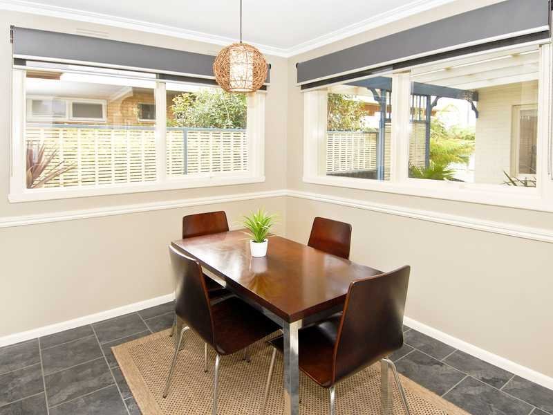 2 Kirriemuir Street, Hamlyn Heights image 5