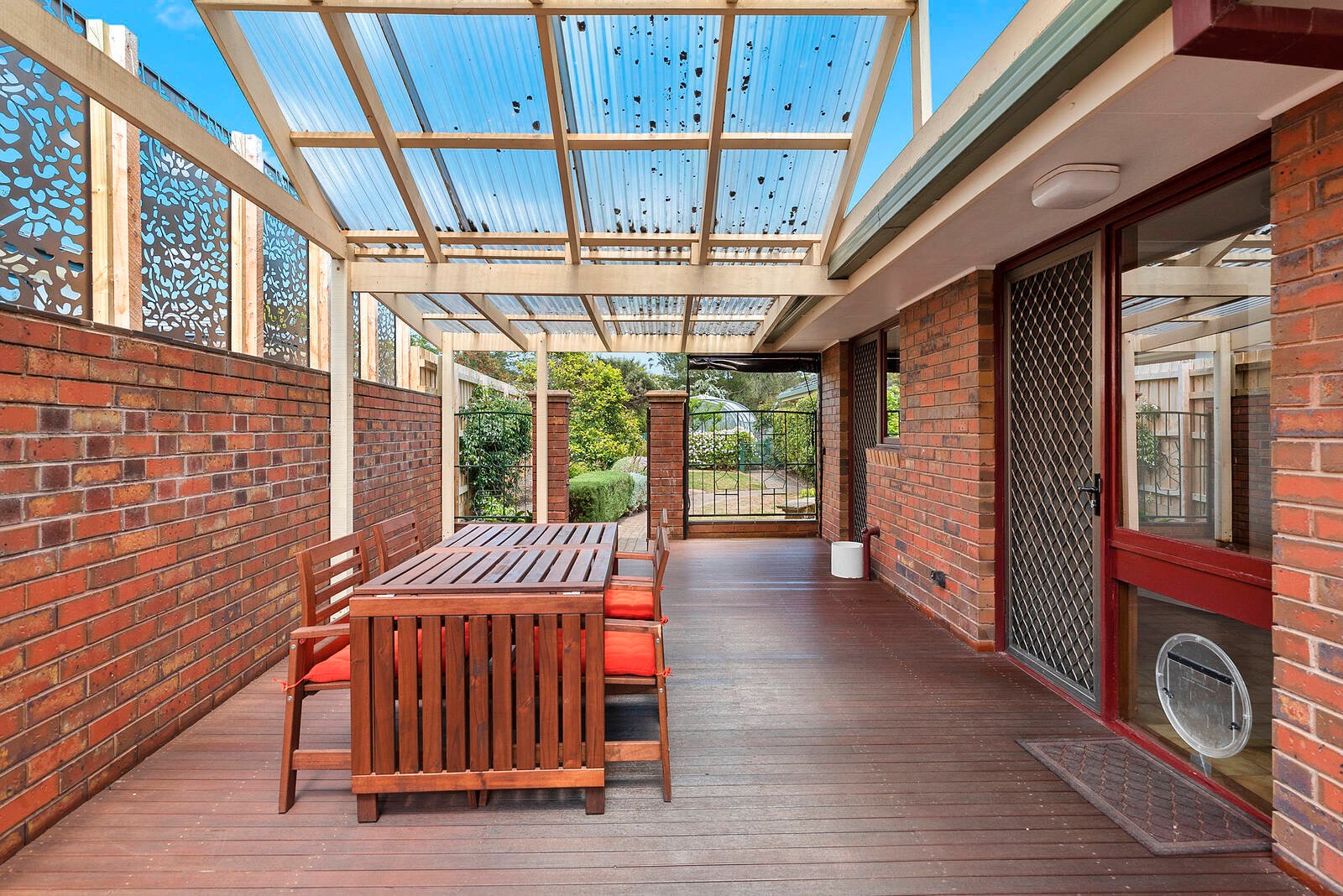 Property Gallery Thumbnail 9