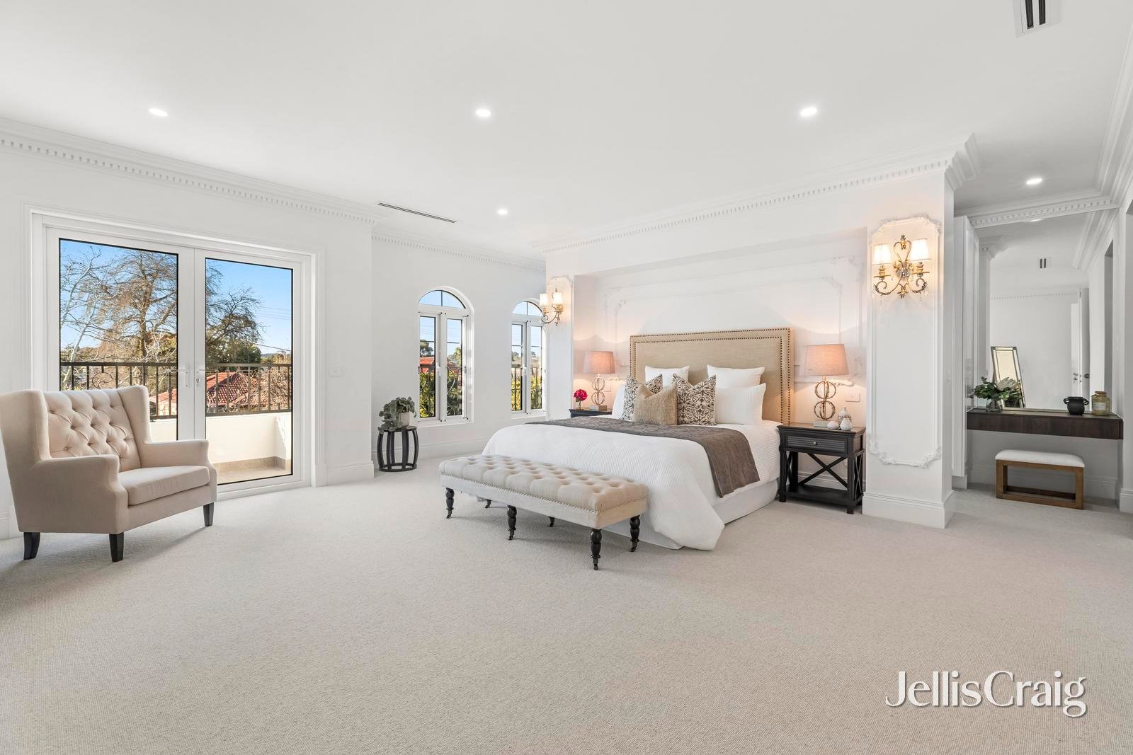 2 Kurrajong Avenue, Glen&nbsp;Waverley image 11