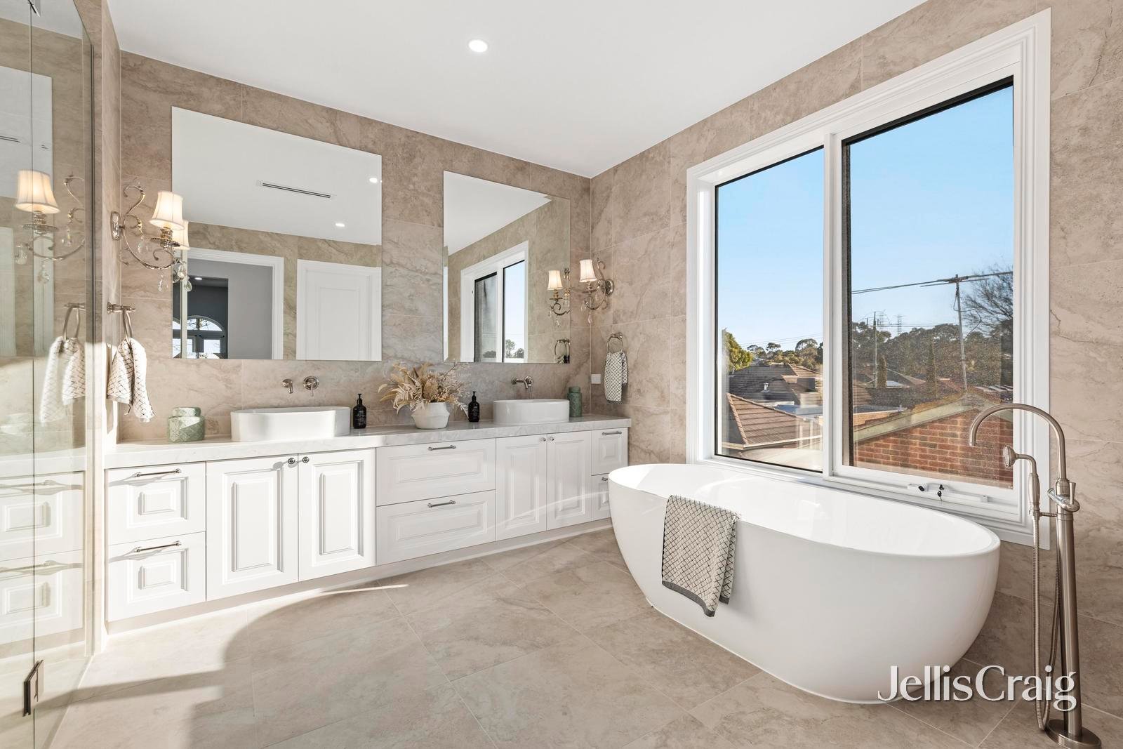 2 Kurrajong Avenue, Glen&nbsp;Waverley image 13