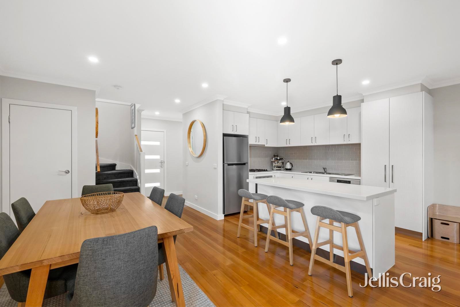 2 Lacey Close, Lilydale image 3