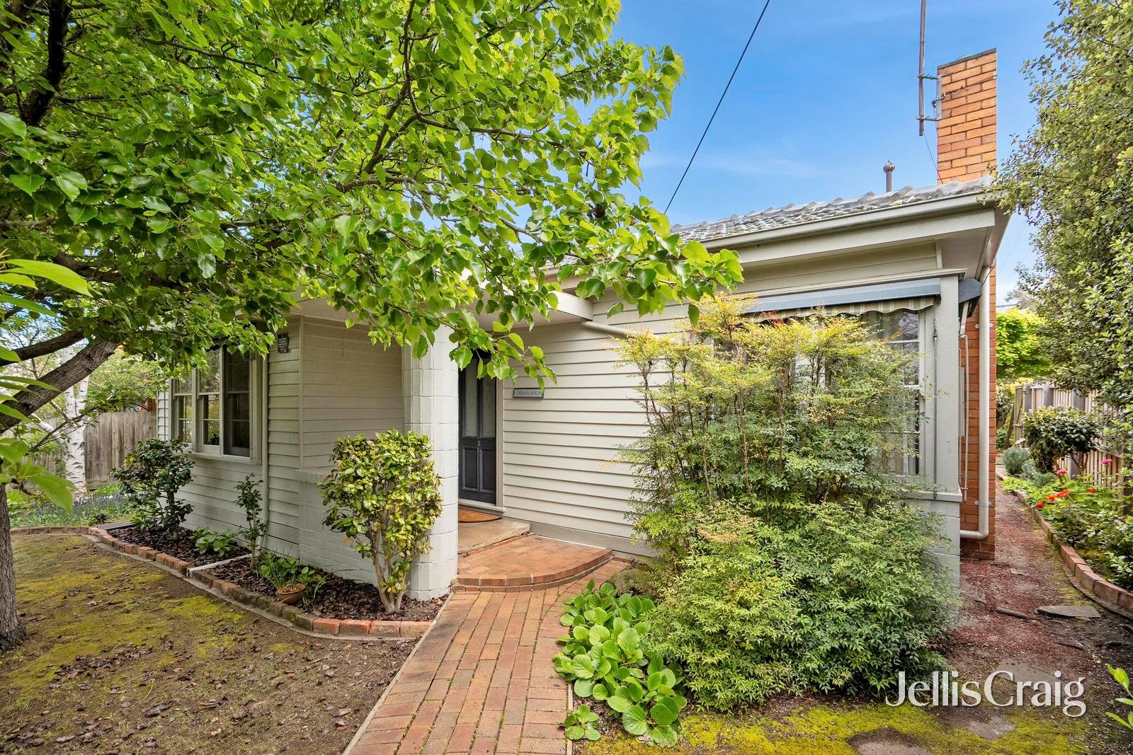 2 Lancaster Avenue, Newtown image 2