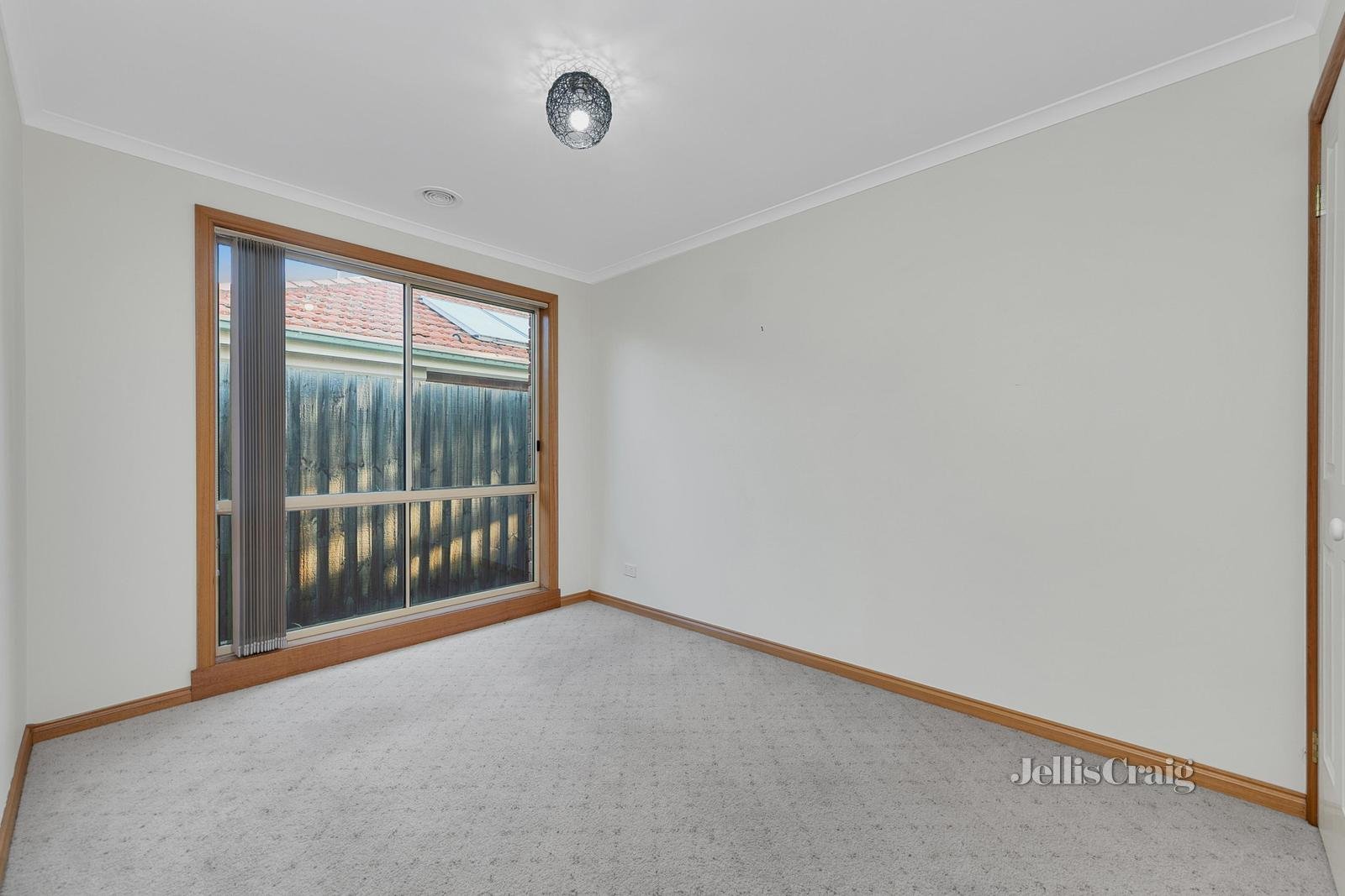 2 Lapwing Road, South Morang image 12