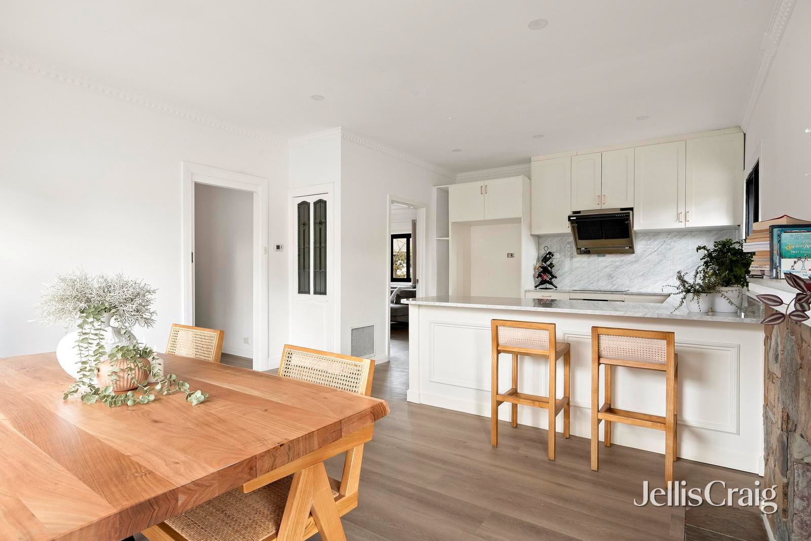 2 Lebanon Street, Strathmore image 7