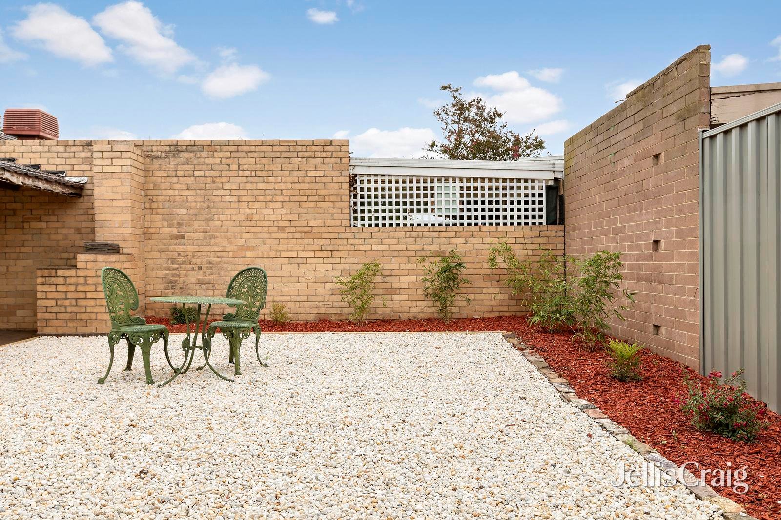 2 Lebanon Street, Strathmore image 14