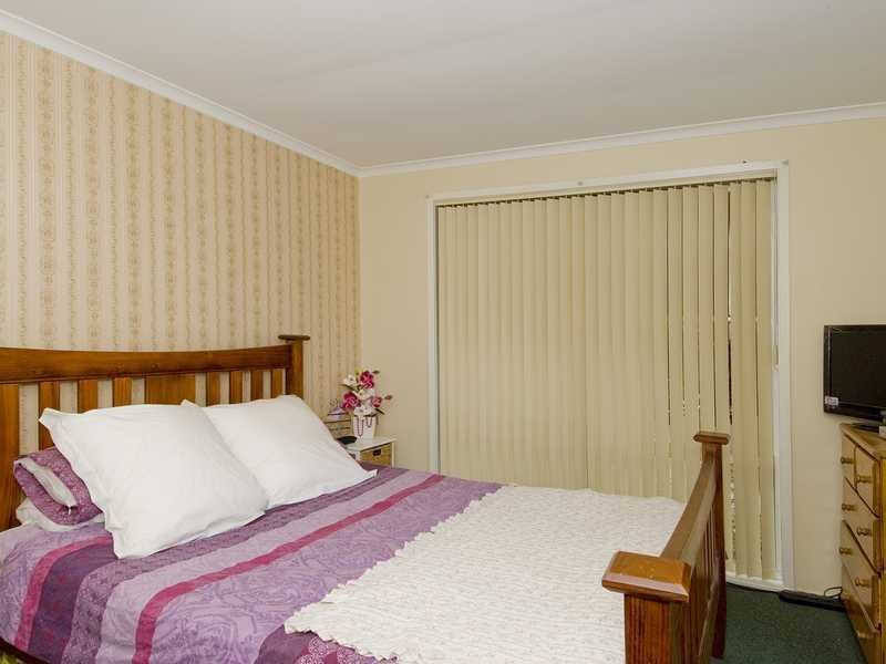 2 Leura Court, Corio image 5