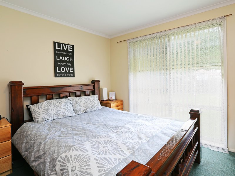 2 Leura Court, Corio image 6
