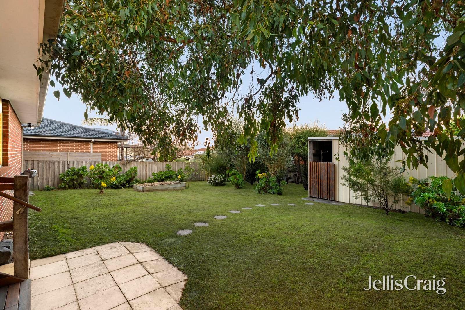 2 Lincoln Avenue, Glen&nbsp;Waverley image 15