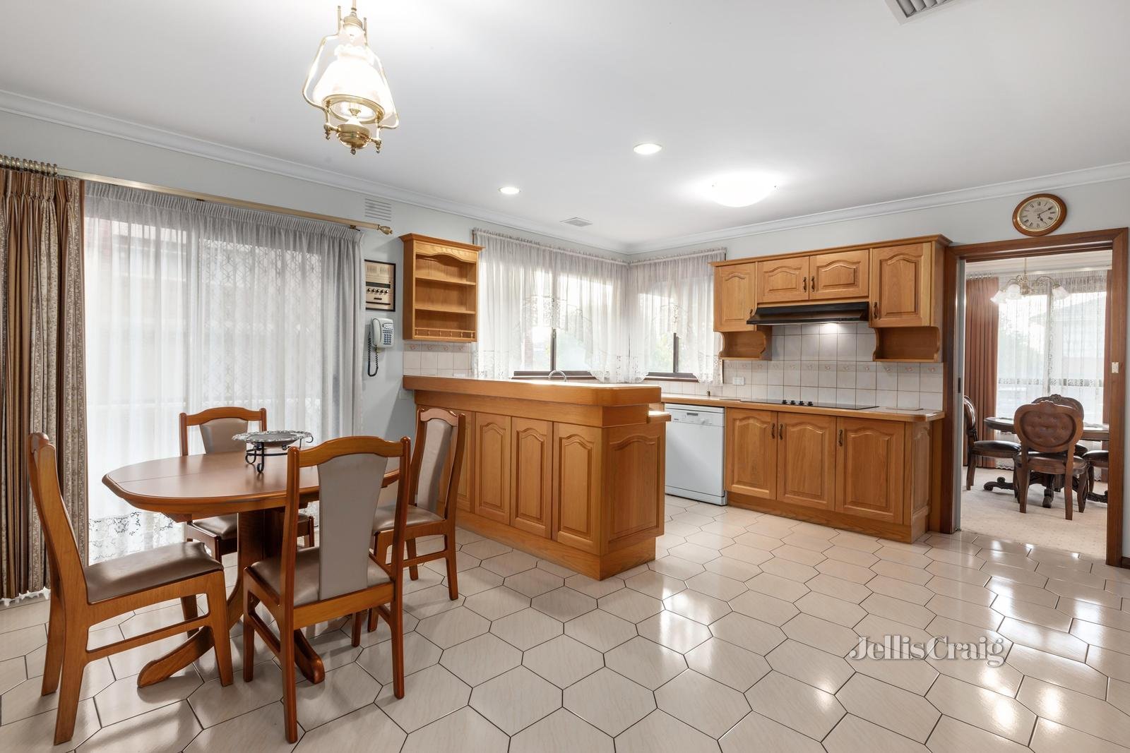 2 Locarno Court, Mulgrave image 5