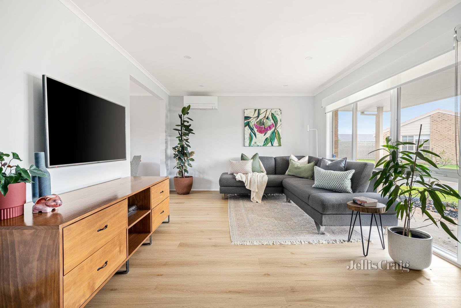 2 Longbeach Close, Aspendale image 3