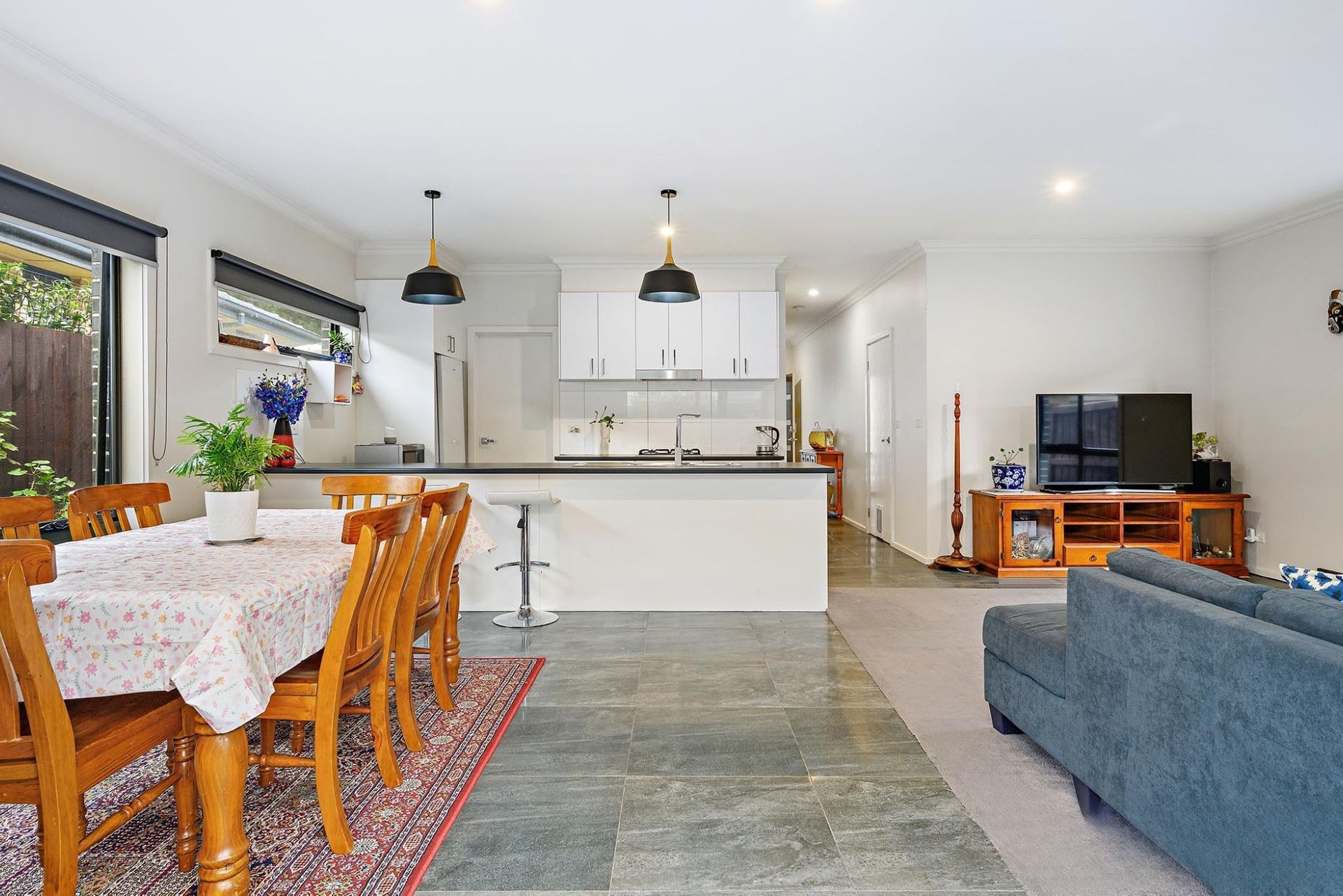 2 Longfellow Avenue, Mooroolbark image 3