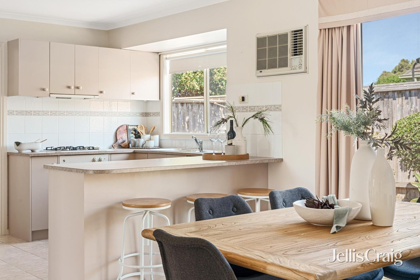 2 Manna Gum Court, Chelsea image 7