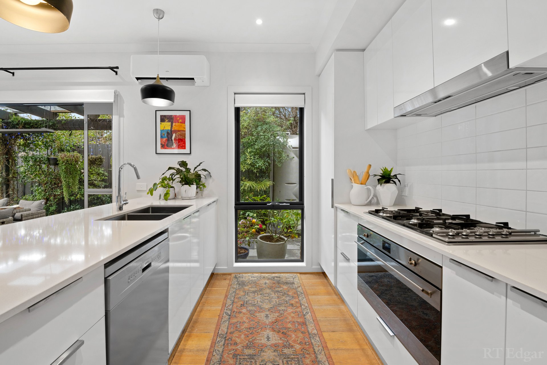 Property Gallery Thumbnail 3
