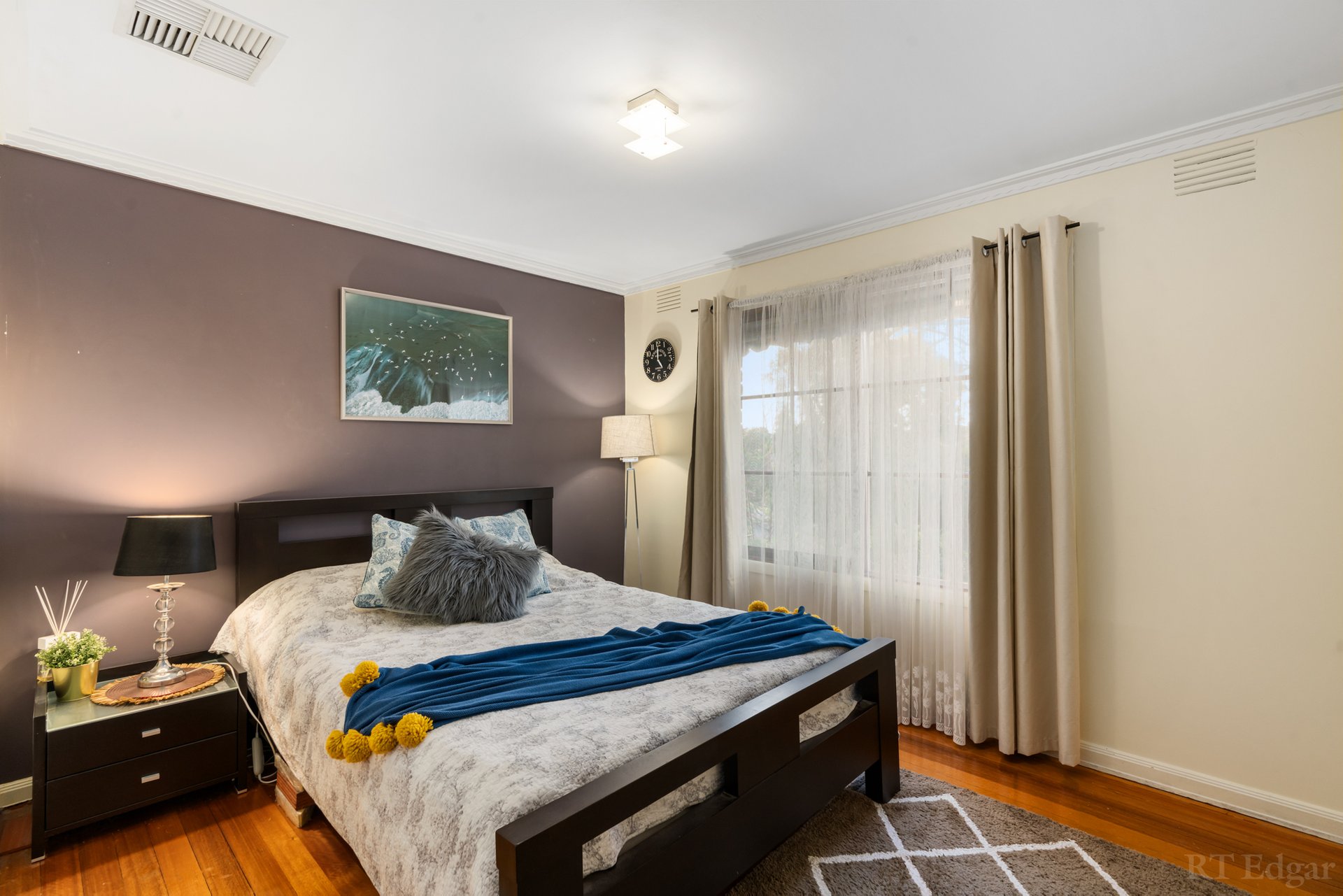 Property Gallery Thumbnail 8