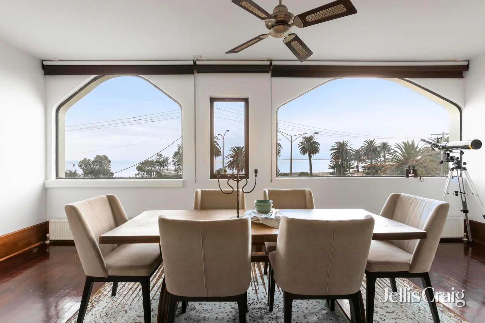 2 Marine Parade, St Kilda image 4