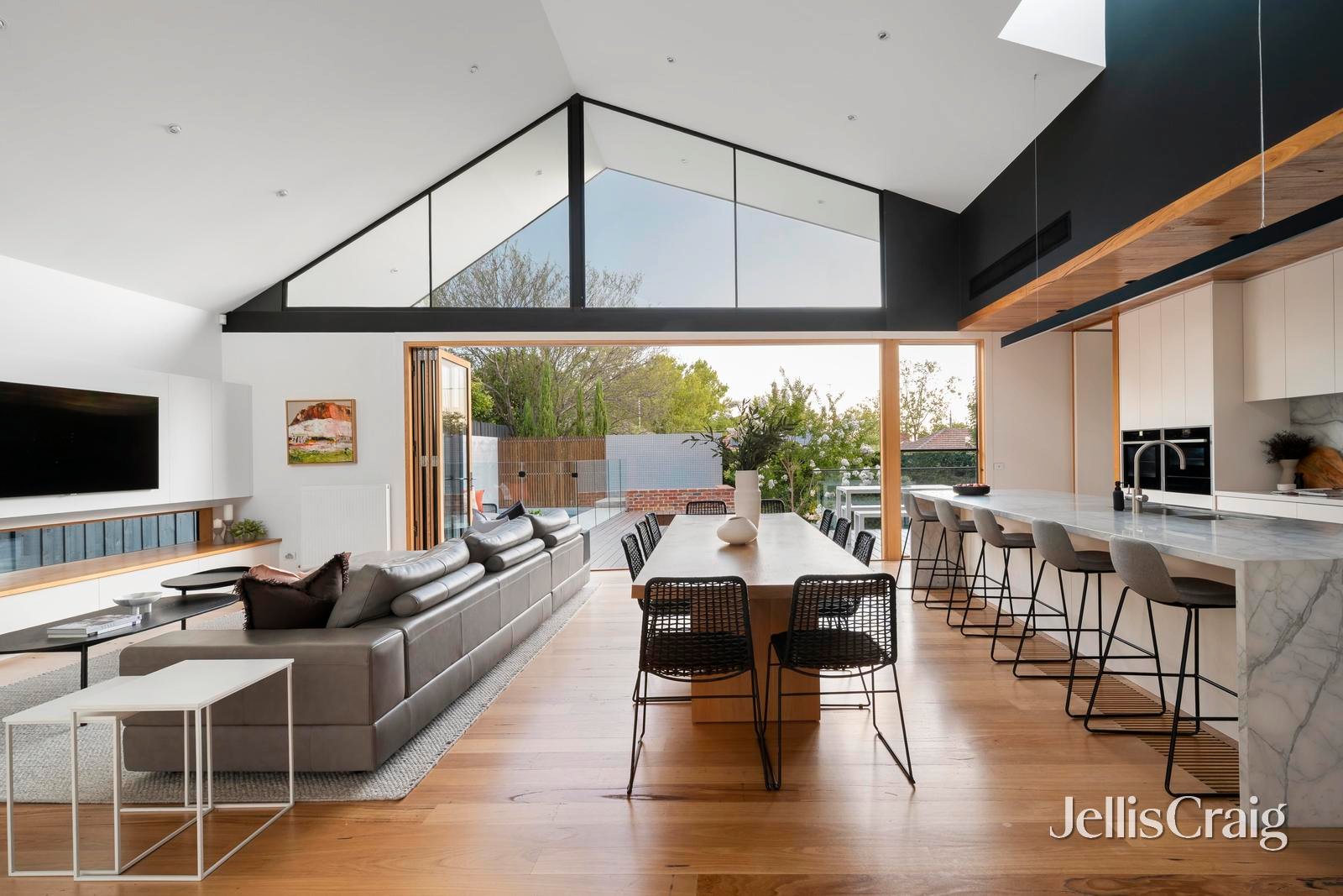 2 Marne Street, Surrey&nbsp;Hills image 4