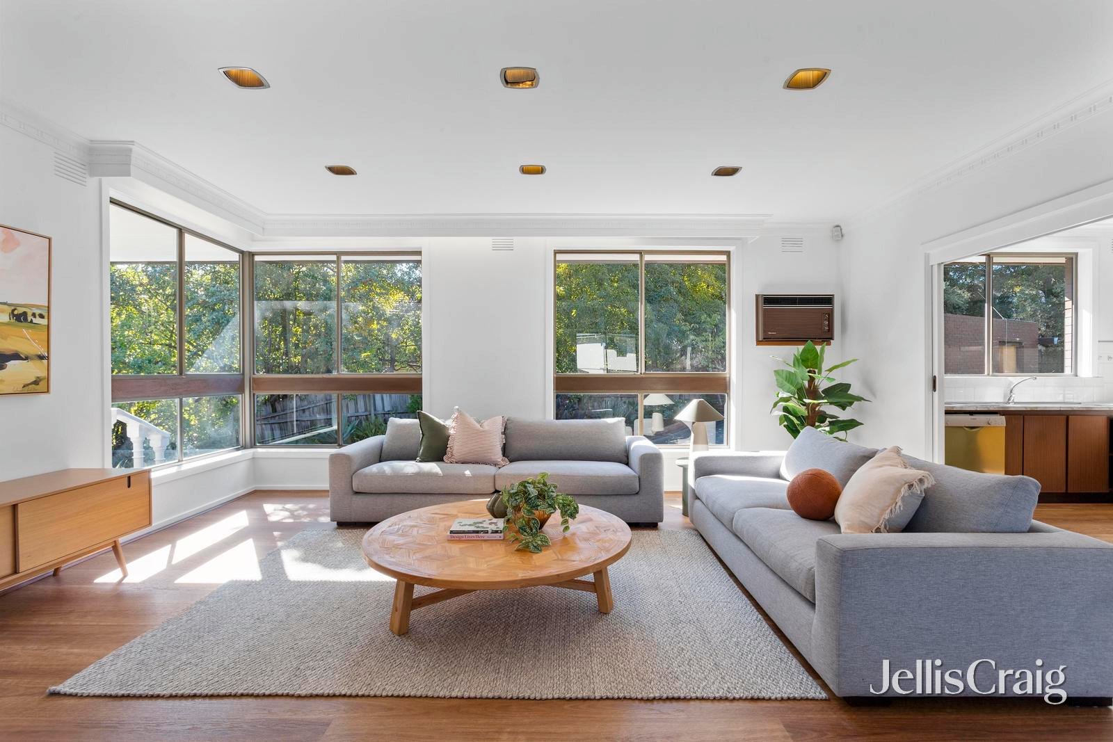 2 Marong Grove, Balwyn image 2