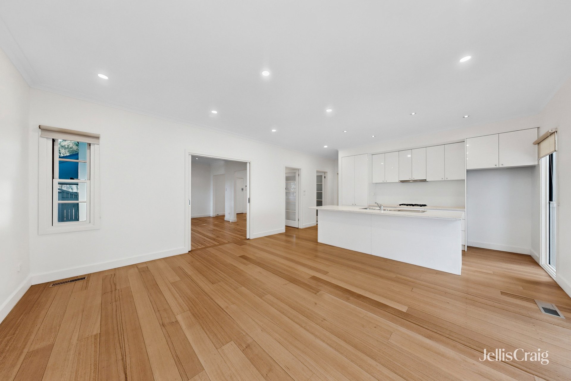 2 Mary Street, Brighton image 5
