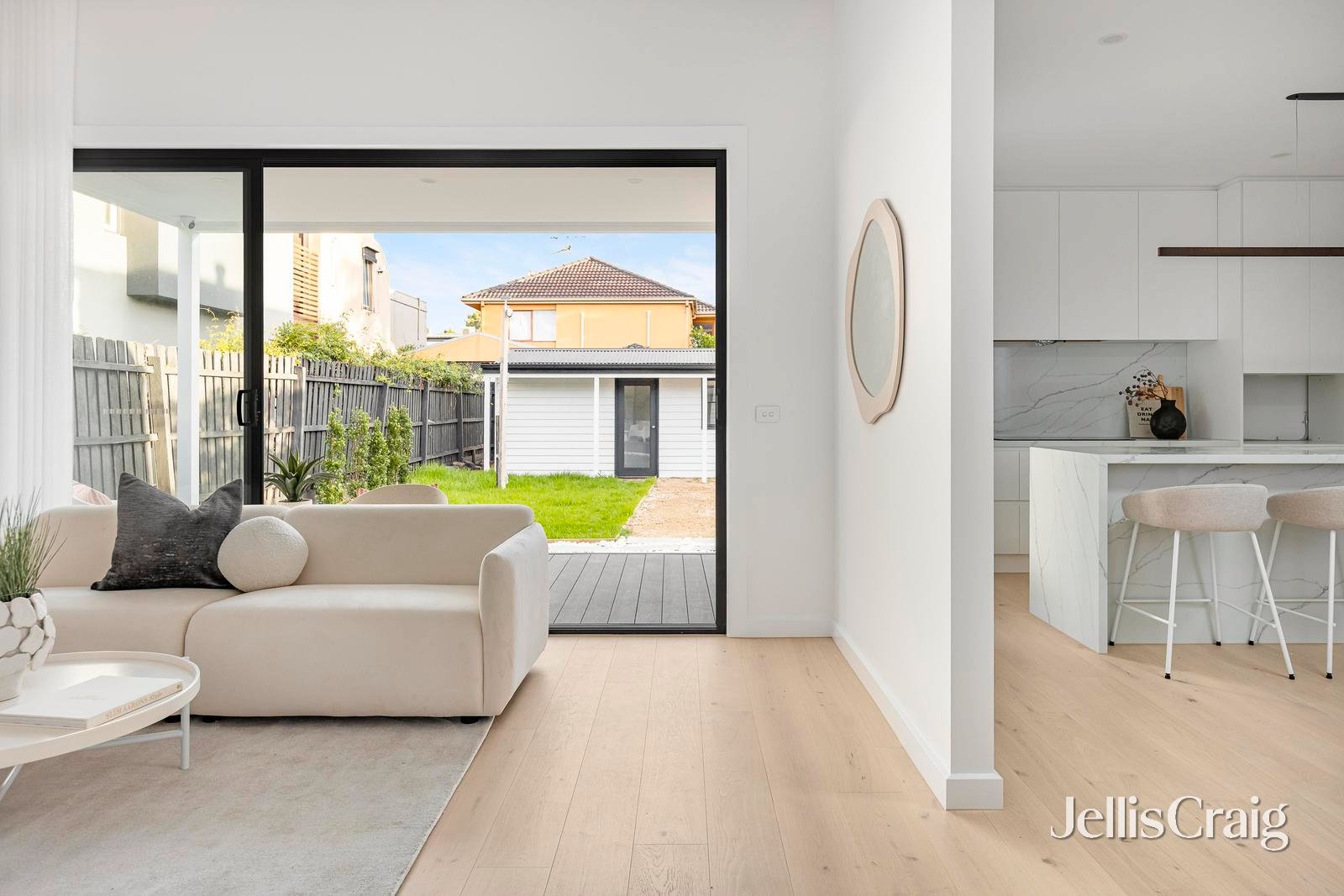 2 Mary Street, Prahran image 2