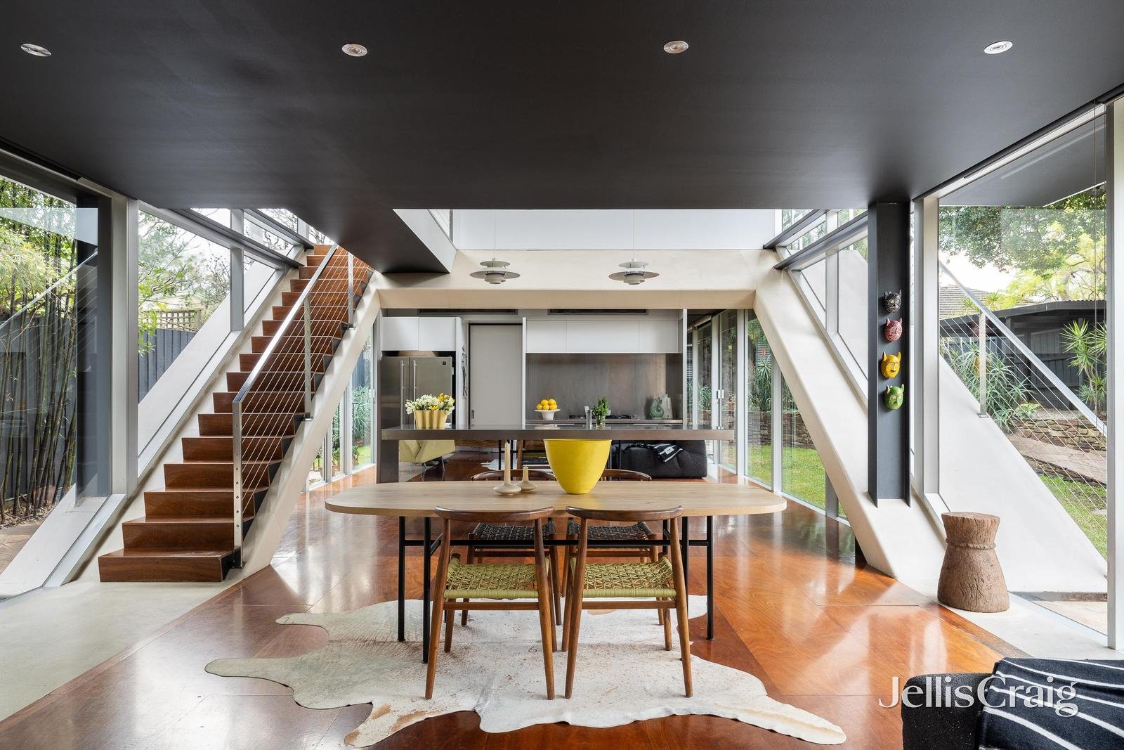 2 Maurice Street, Hawthorn East image 3