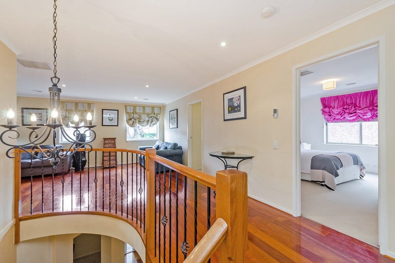 2 May Court, Glen&nbsp;Waverley image 5