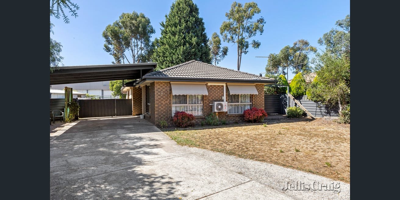 2 May Court, Mitchell Park image 1