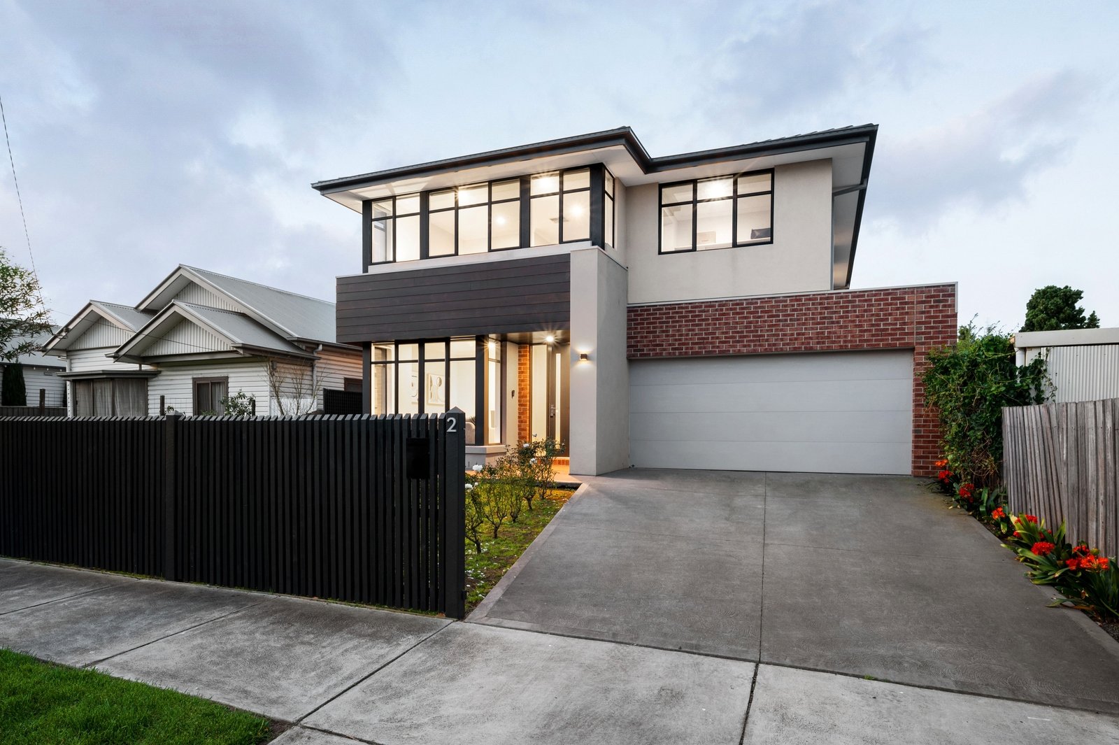 Property Gallery - Main Image