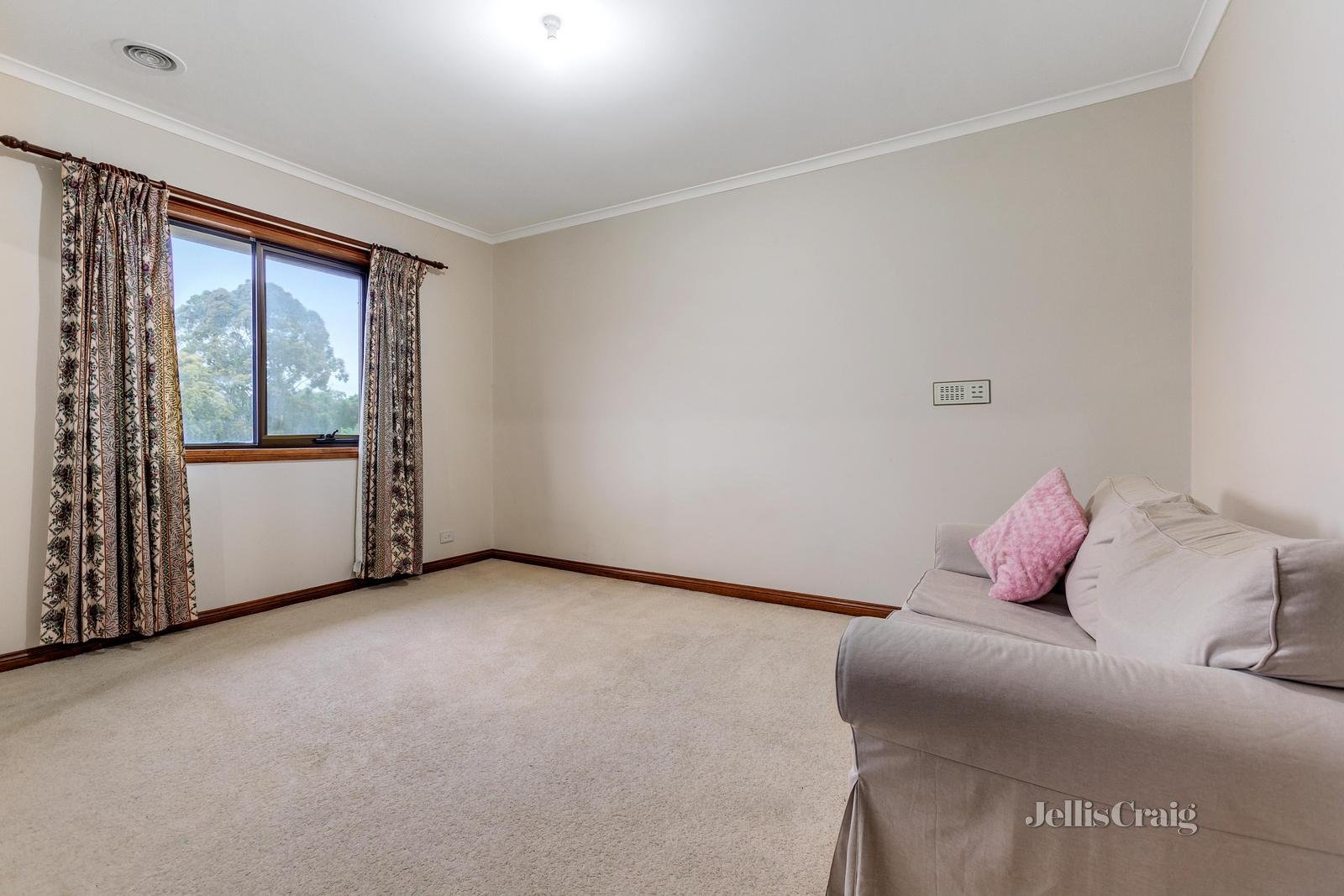 2 Mayo Close, Templestowe image 6