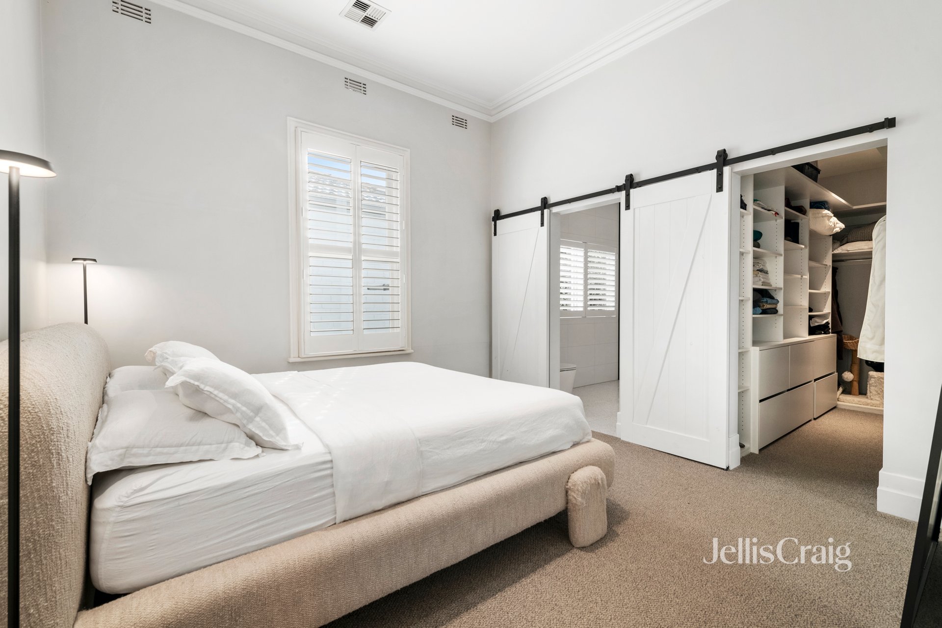 2 McArthur St, Malvern image 6