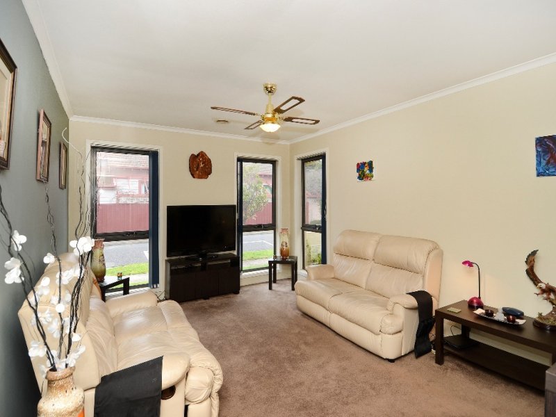 2 McMillan Avenue, Geelong image 2