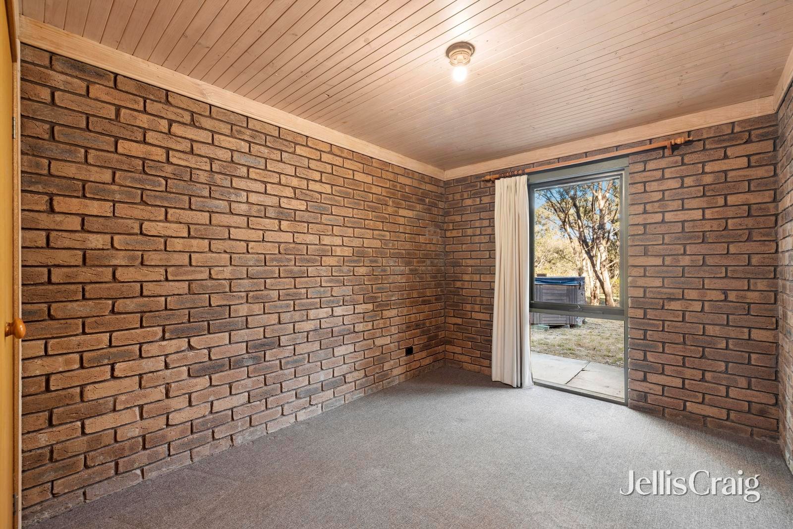 2 McMillan Road, Green&nbsp;Gully image 9